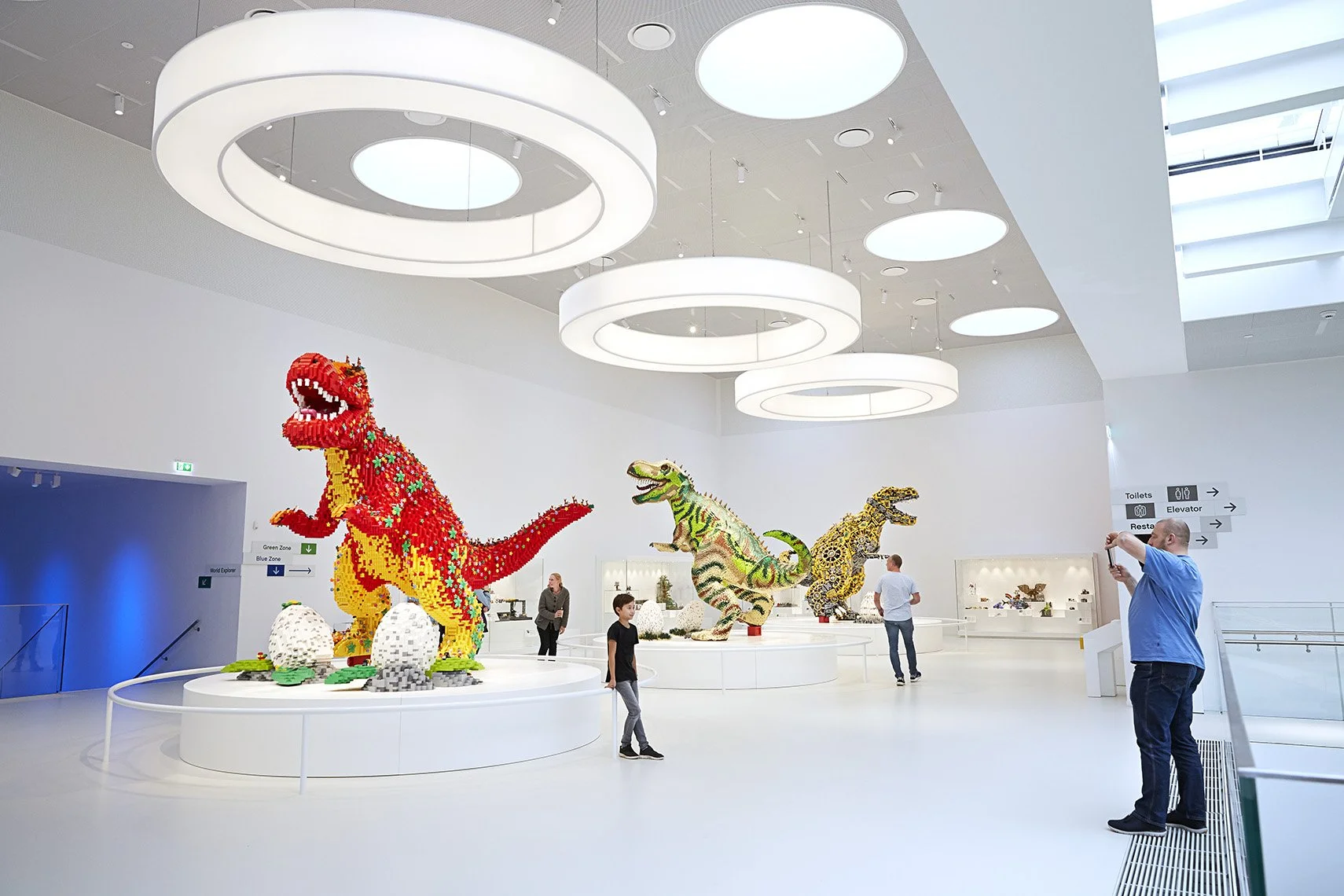 LEGO HOUSE Construction_Page_26.jpeg