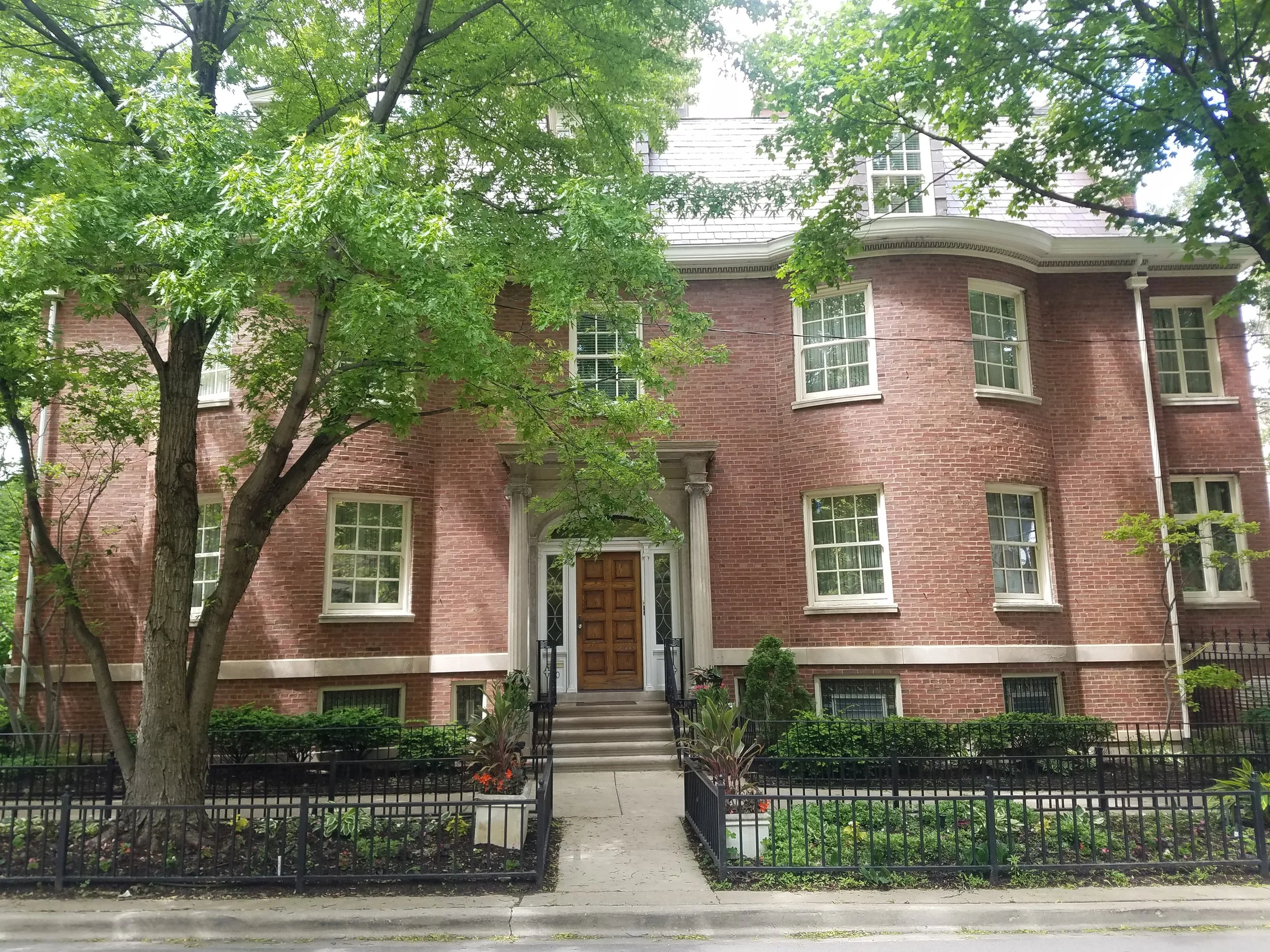 Photo2.jpg