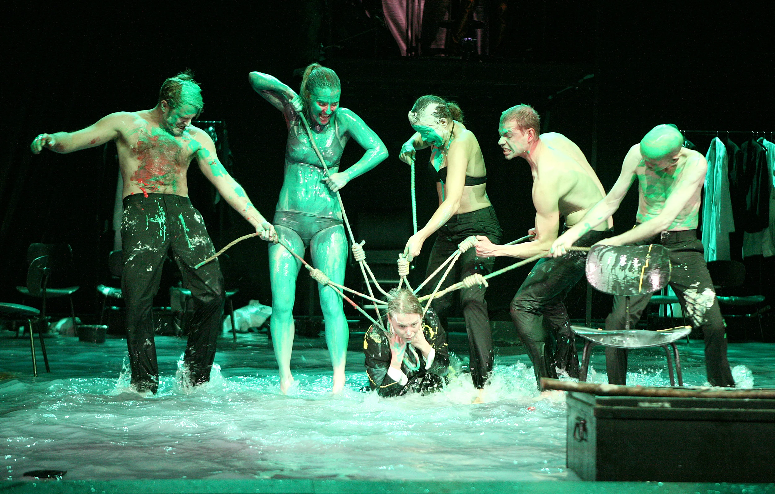 Imagen de 'Peer Gynt', montaje del Theater Dortmund, 2013.