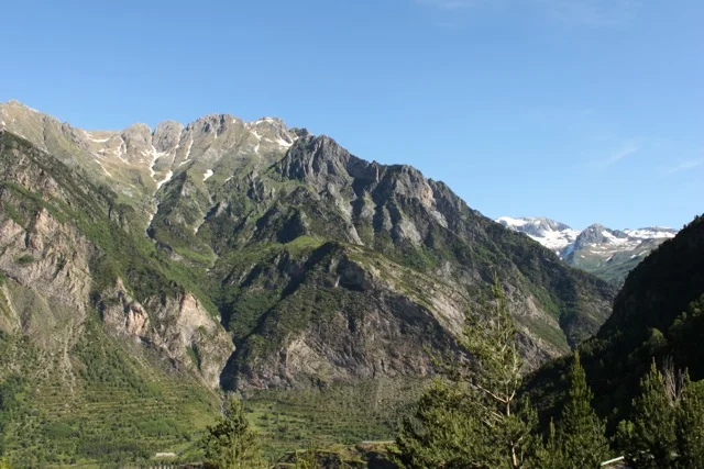 Pyrenees.jpg