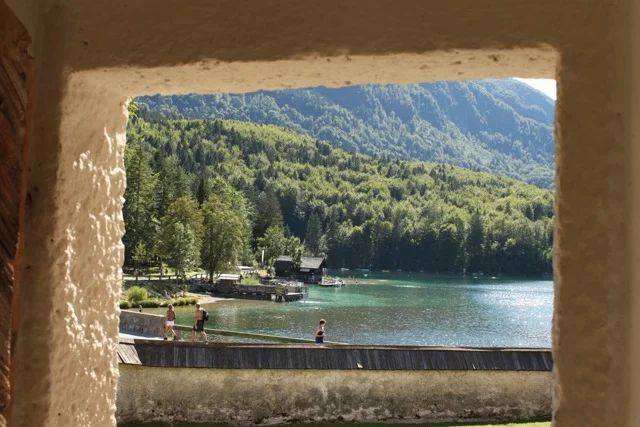 Lake Bohinj 1.jpg