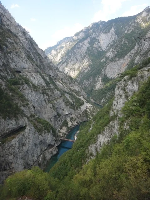 Canyon 3.jpg