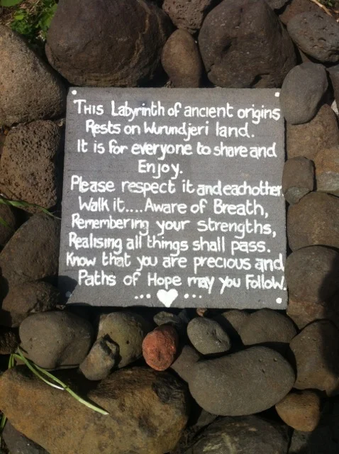 Labyrinth sign.jpg