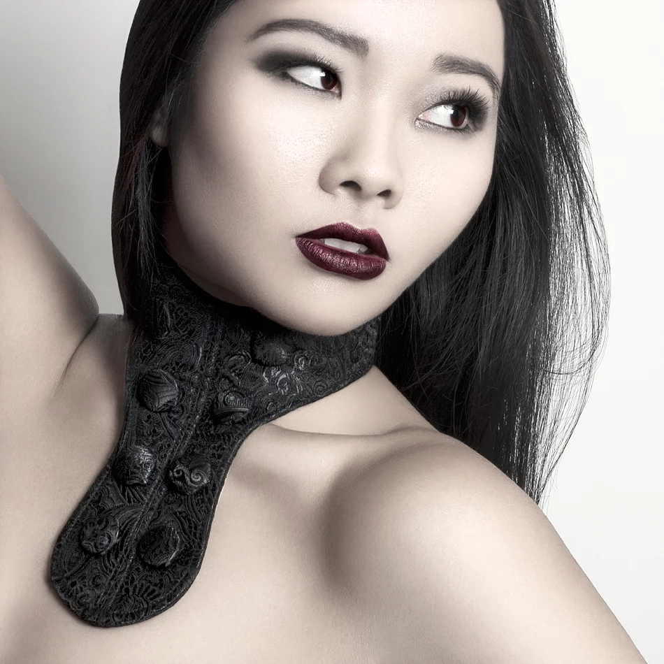 Twiglet Black Long Round Web.jpg