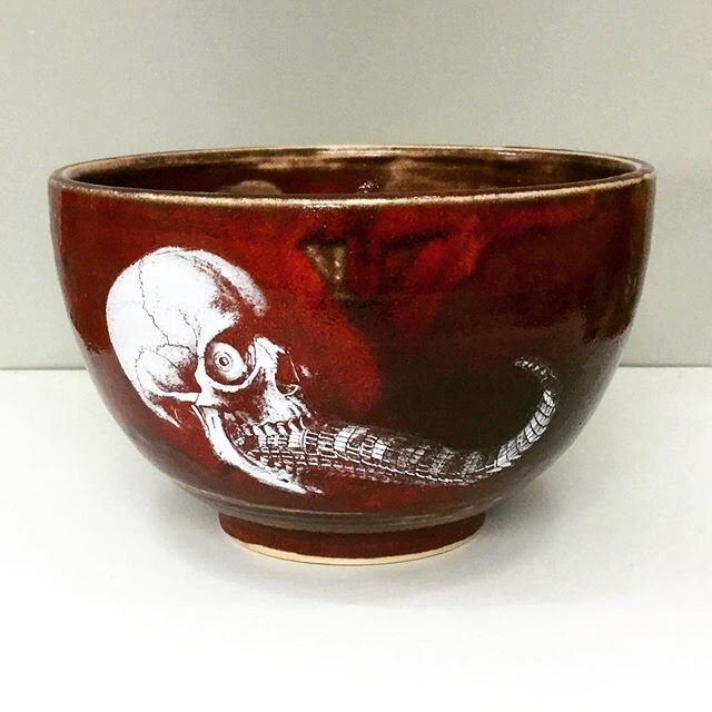 Dirty great big soup bowl in bloody red with a laughing skull and an alligator tail tongue on the side? Coming right up! I love having a bit of fun with some of my favourite things all combined. Thrown work, red glaze, collage and white enamel digita