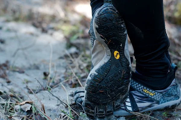 Model: Vibram FiveFingers Lontra