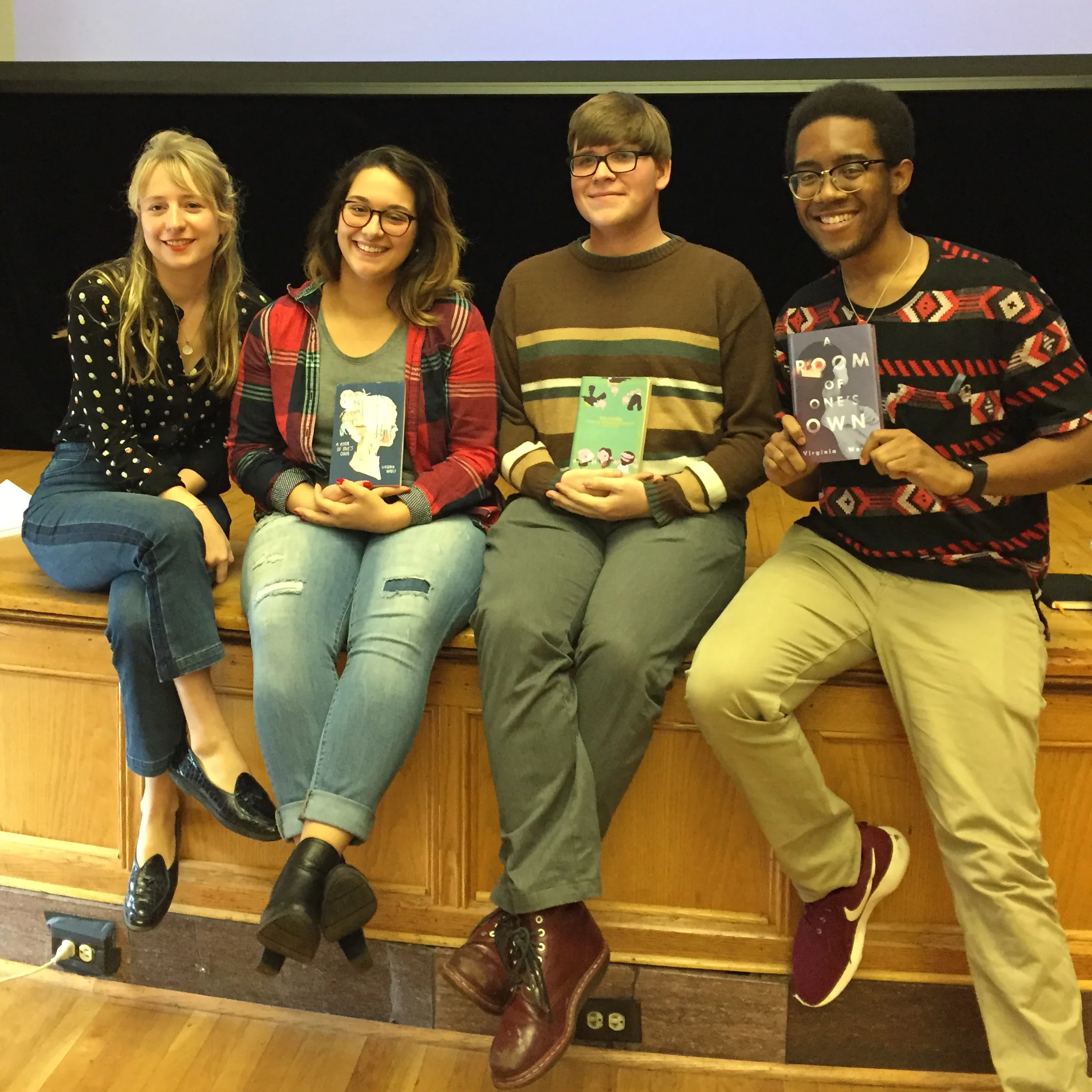  Visiting artist Joana Avillez with seniors Coti Meier, Shafer Brown and Steven Bolds • Fall 2016 