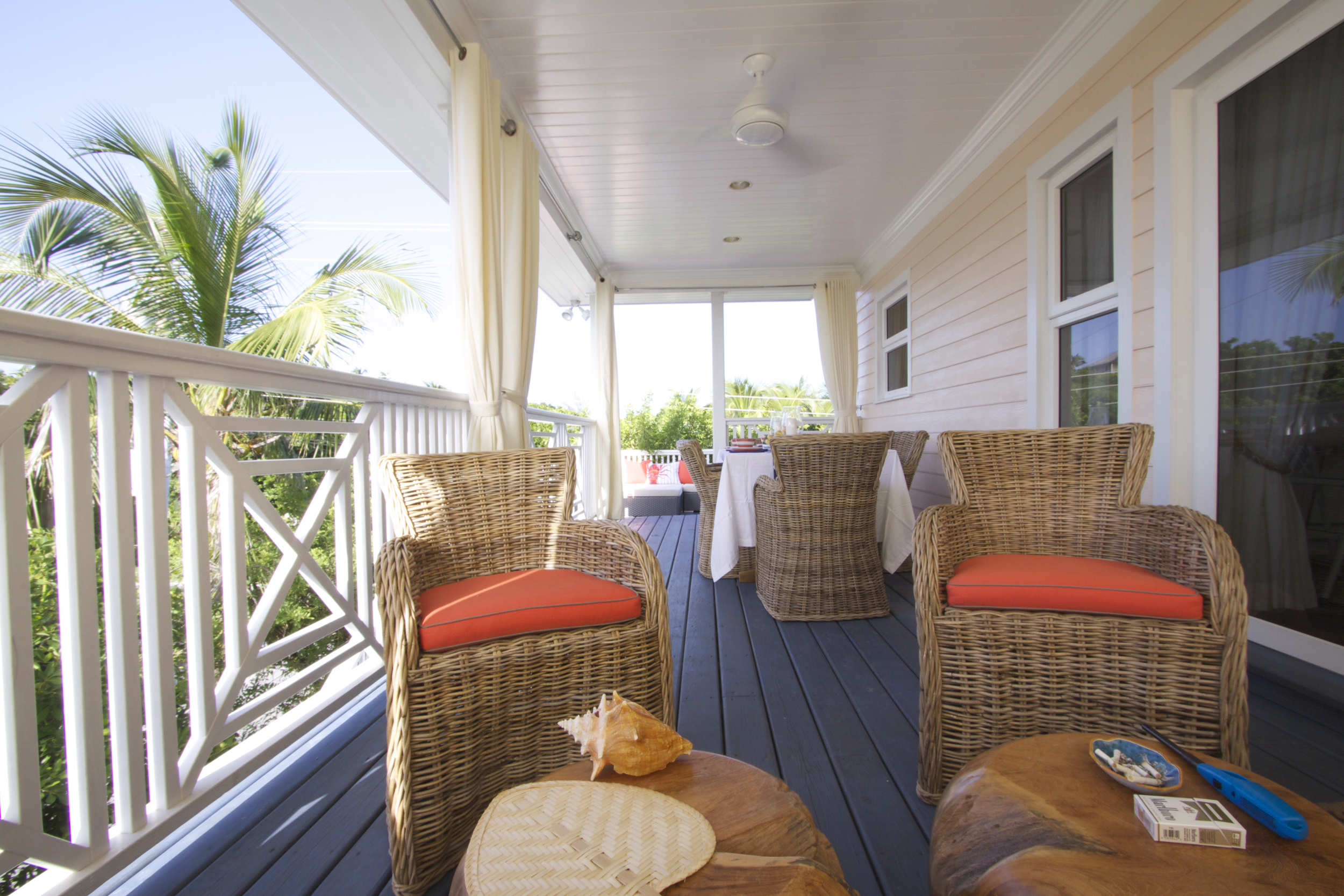 Veranda Lounge and dining Room.jpg