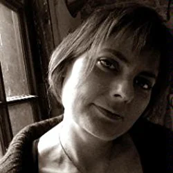 Sarah Langan.jpg