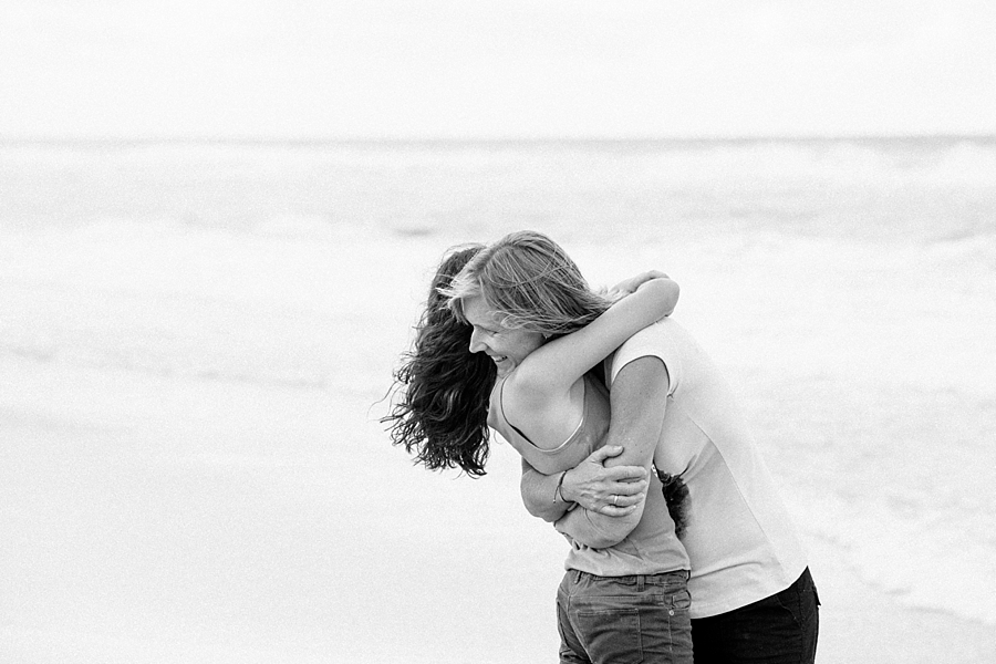 Family-Photographer-Gold-Coast-Beach-Hayley_0506.jpg