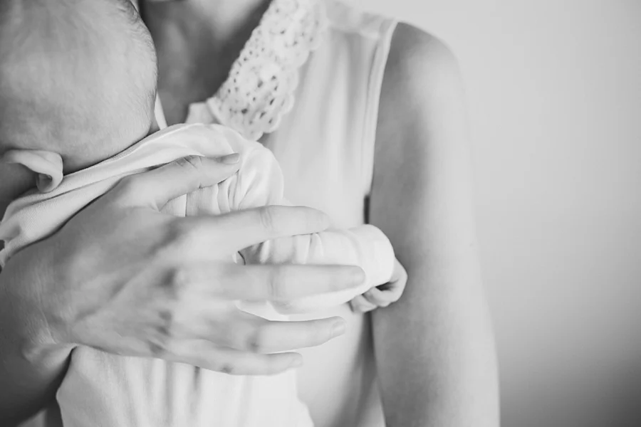 Brisbane-Documentary-Newborn-Photography_0105.jpg