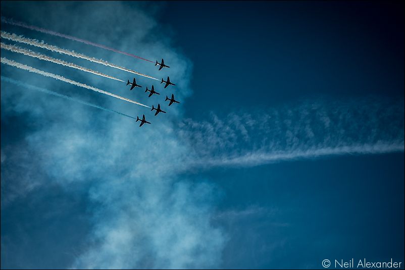 The Red Arrows above Chatsworth Estate Neil_Alexander 04.jpg