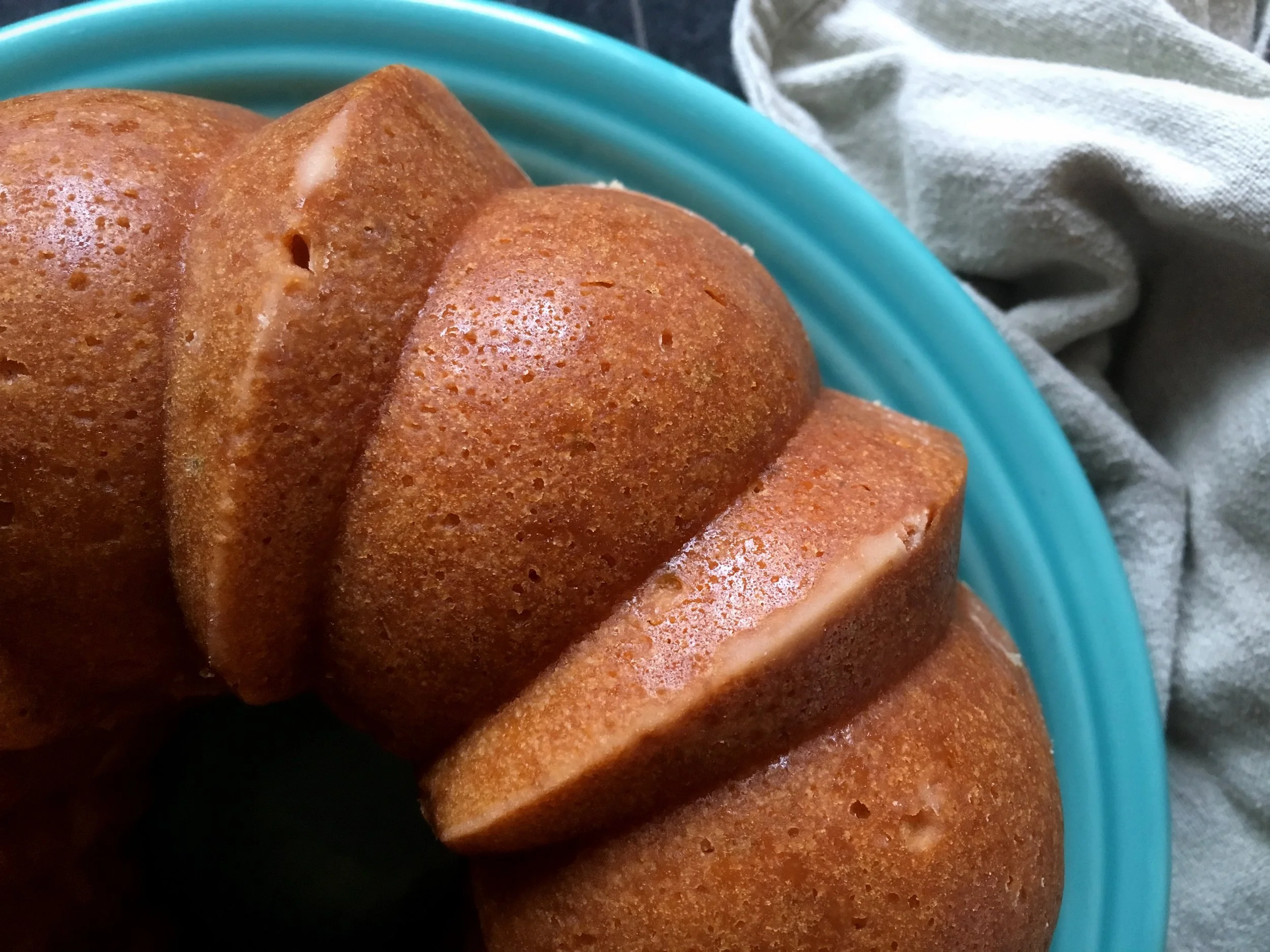 Bundt cake, no frills