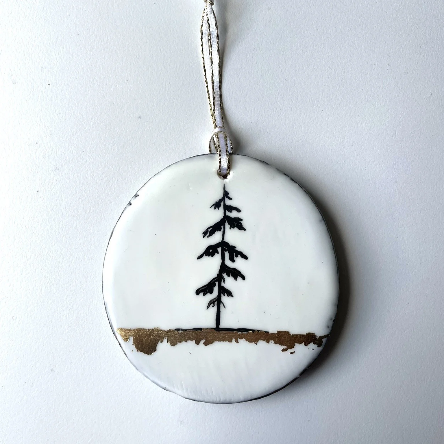 Single Tree Ornament 2024 2.JPEG