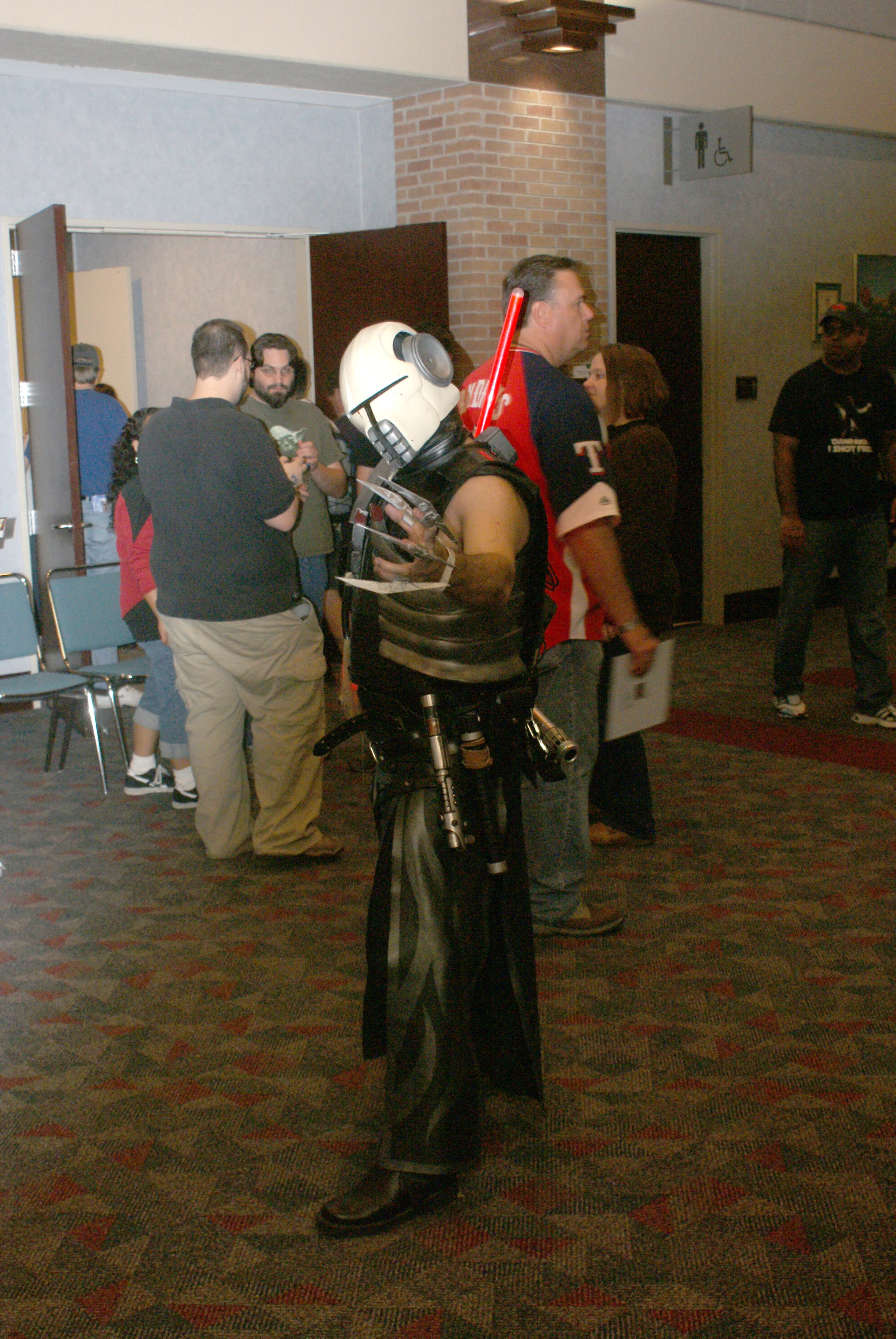 DSC03379-2.jpg