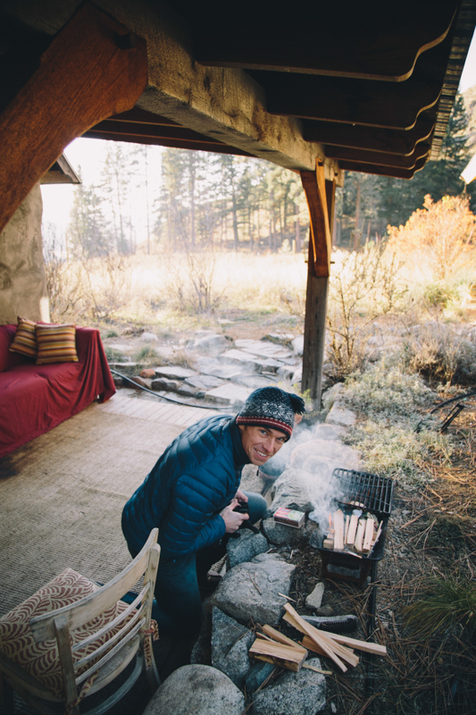 The lady who owns the cabin is vegetarian and gets sick from the smell of meat cooked inside the house. So we had to make bacon outside. And by we, I mean Dave. It was 14 degrees when we took this picture. 