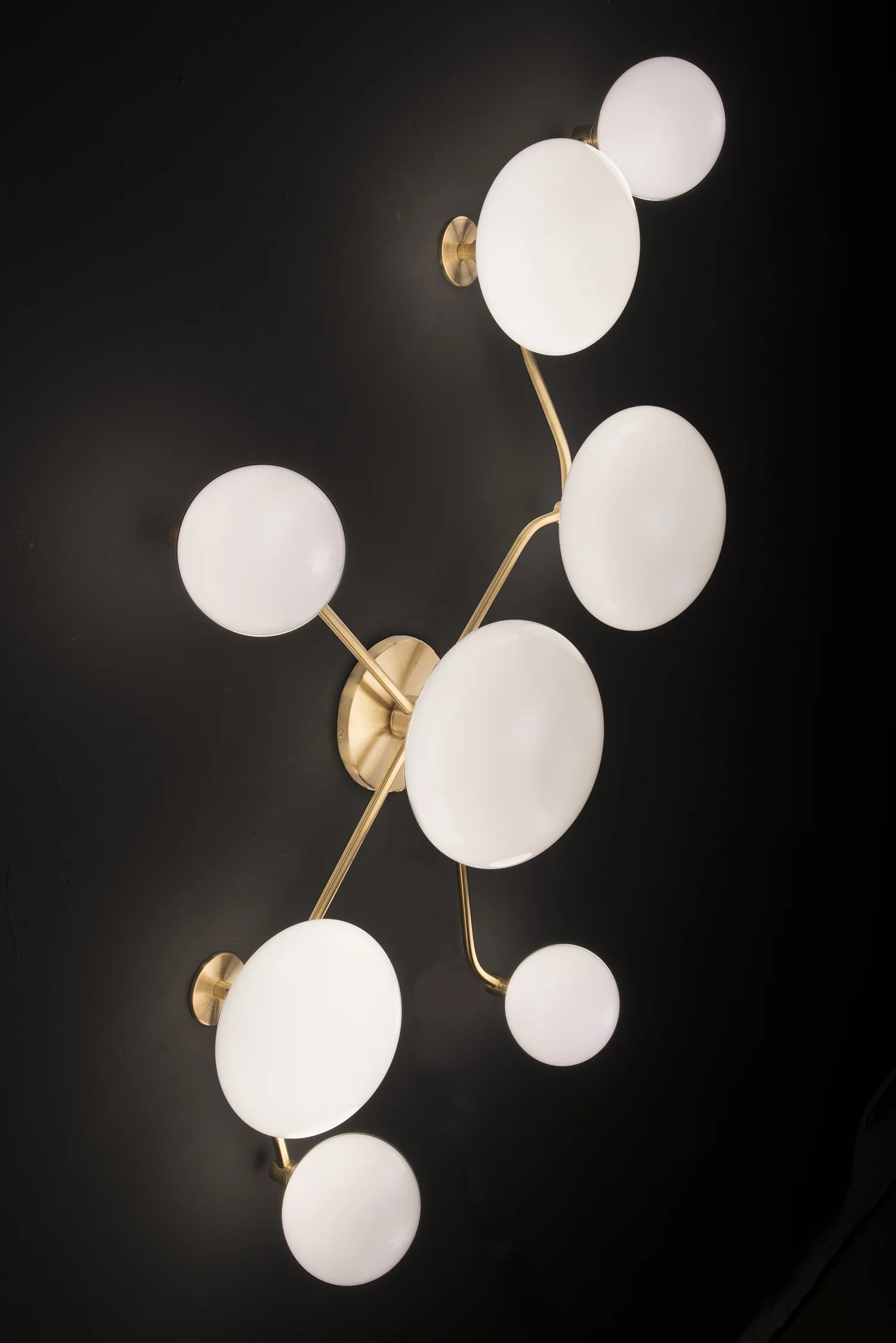 AQUILA Sconce, Brass/White, 24"x36"