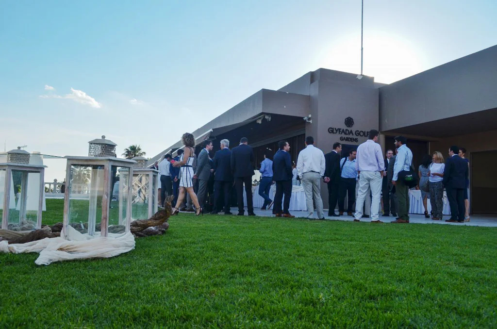 ΓΑΜΟΣ ΣΤΟ GOLF ΓΛΥΦΑΔΑΣ ΜΕ ΜΟΝΑΔΙΚΟ ΠΑΡΤΥ