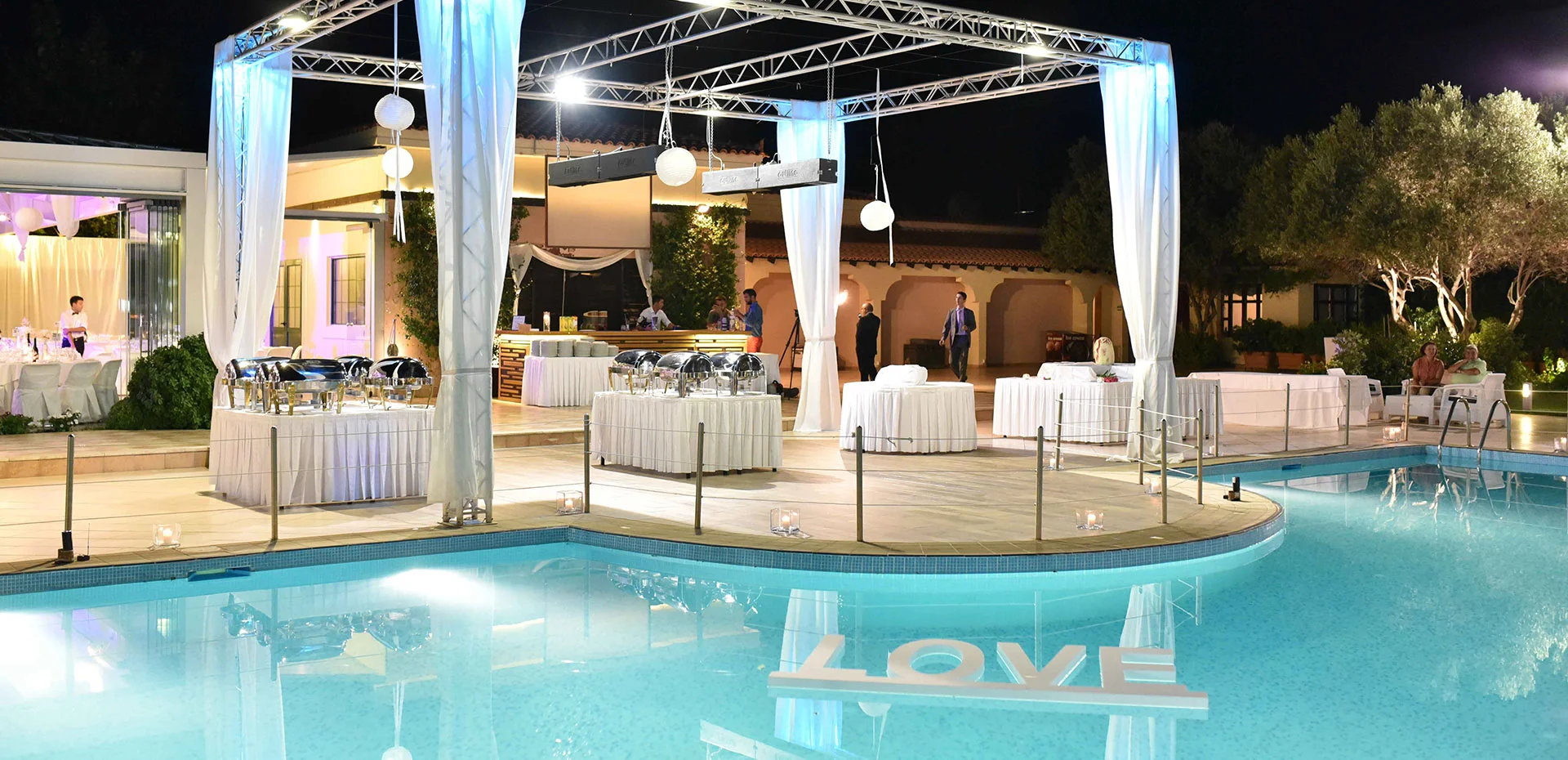 ΡΟΜΑΝΤΙΚΟΣ ΓΑΜΟΣ ΣΤΗΝ ΚΟΡΙΝΘΟ