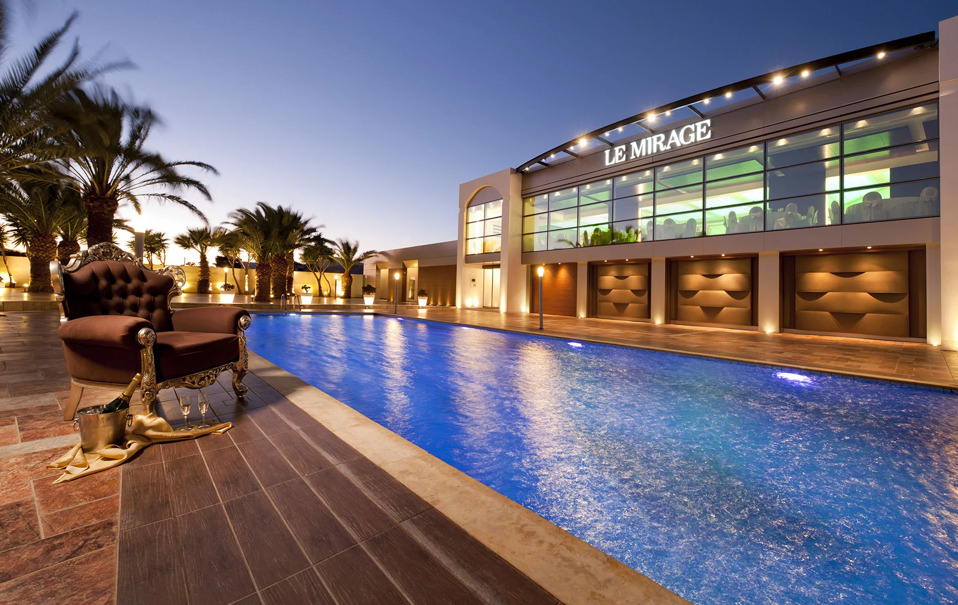 ΓΑΜΟΣ ΜΕΧΡΙ ΤΟ ΠΡΩΙ ΣΤΑ ΜΕΓΑΡΑ