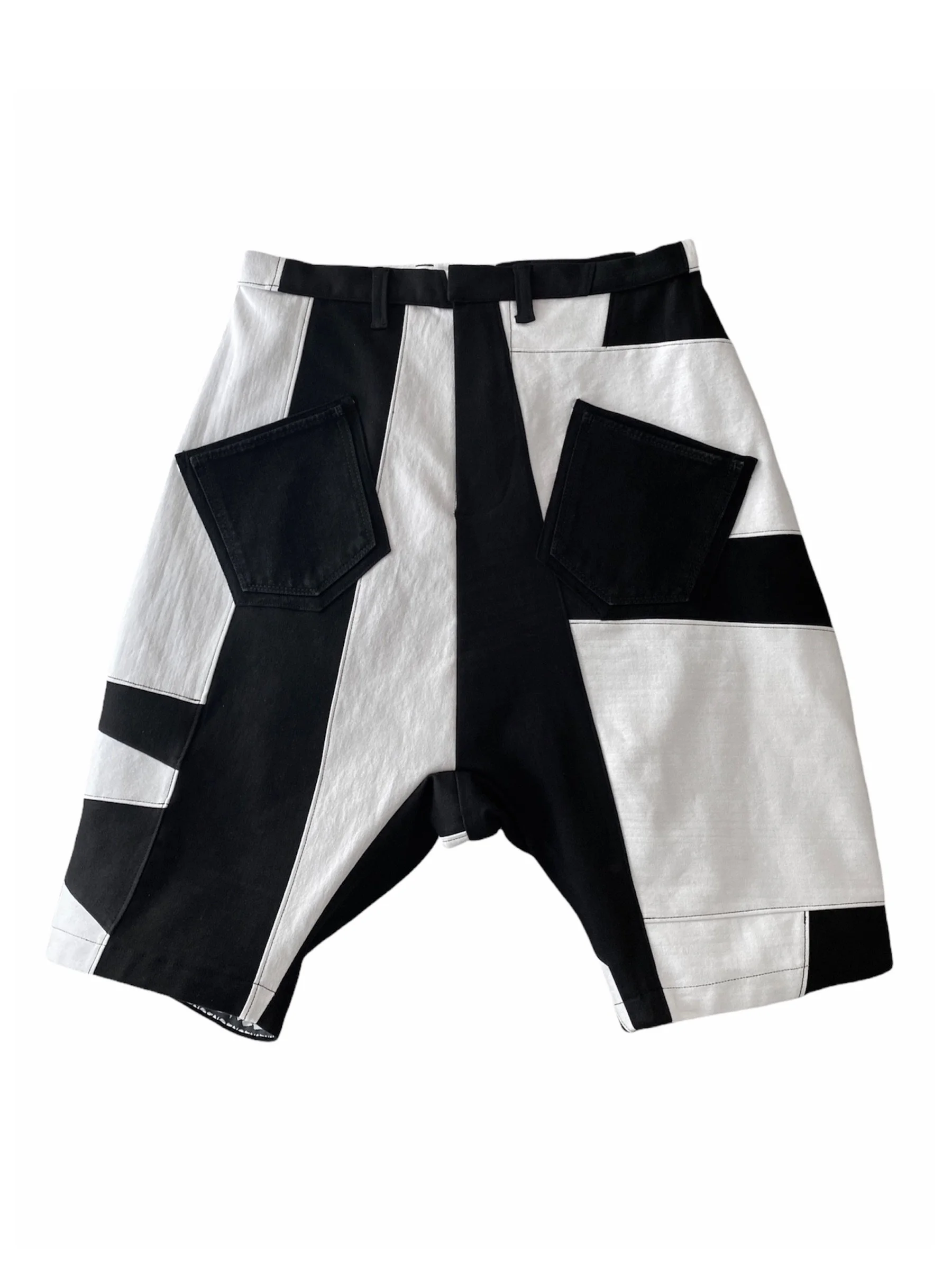 B&W MOD SHORTS