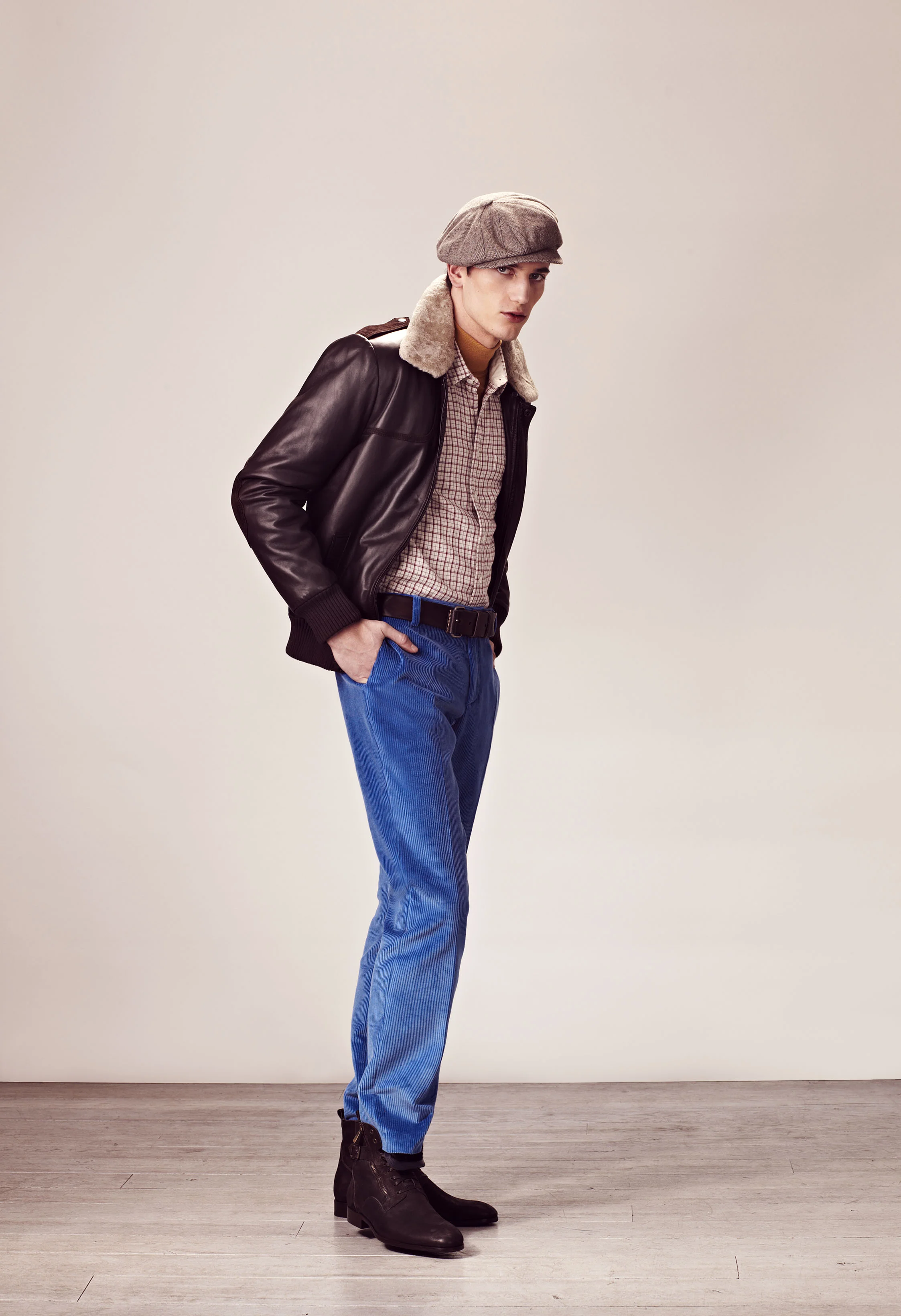P&J Homme H12_01.jpg