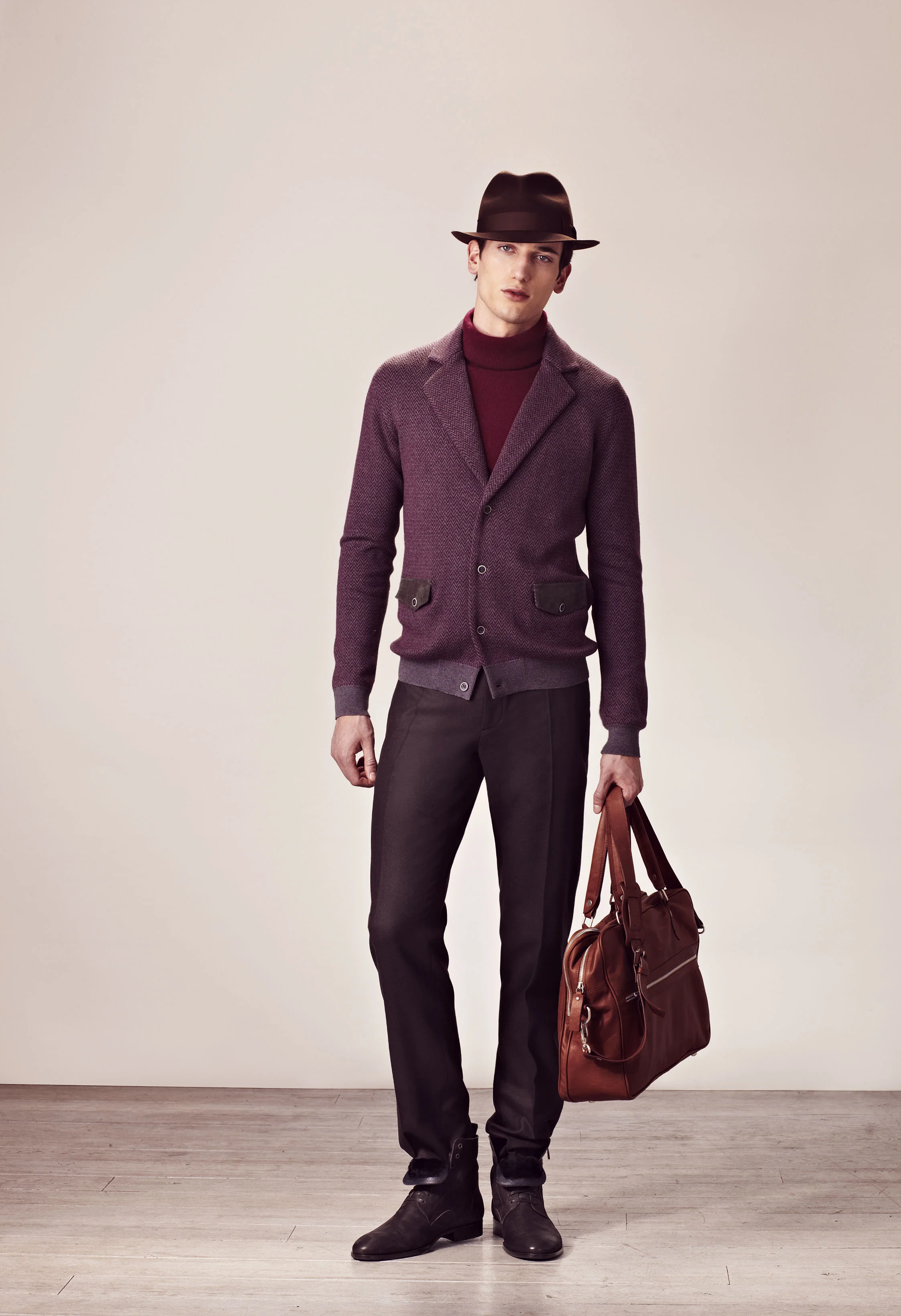 P&J Homme H12_04.jpg