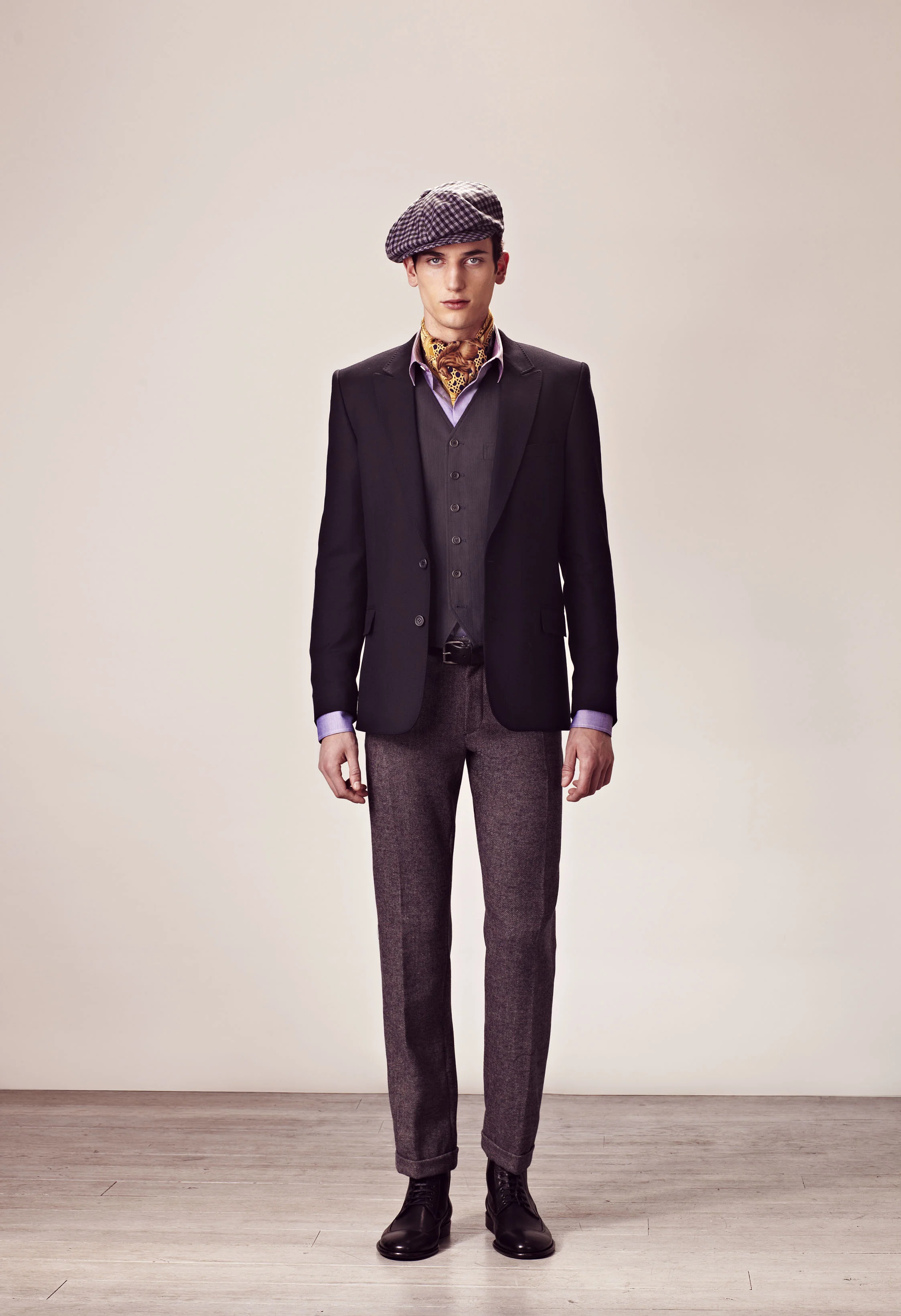 P&J Homme H12_05.jpg