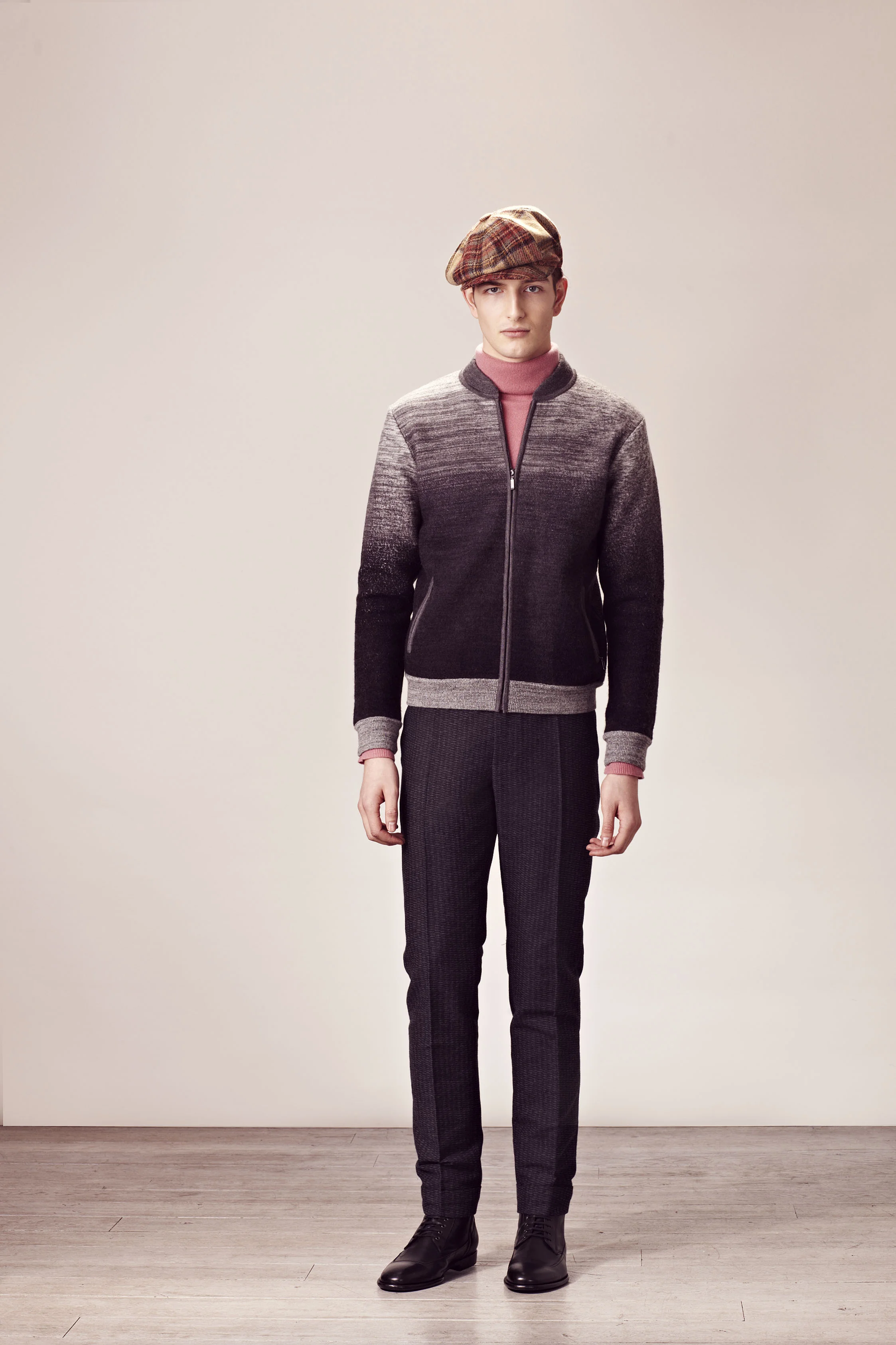 P&J Homme H12_10.jpg