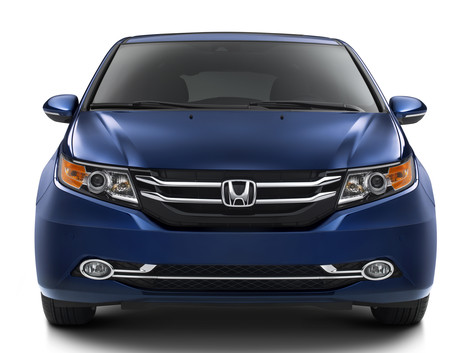 2014_Honda_Odyssey_Touring_Elite_01.jpg