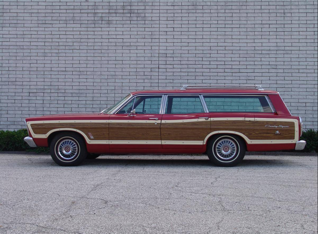 Ford Country Squire 3a.png