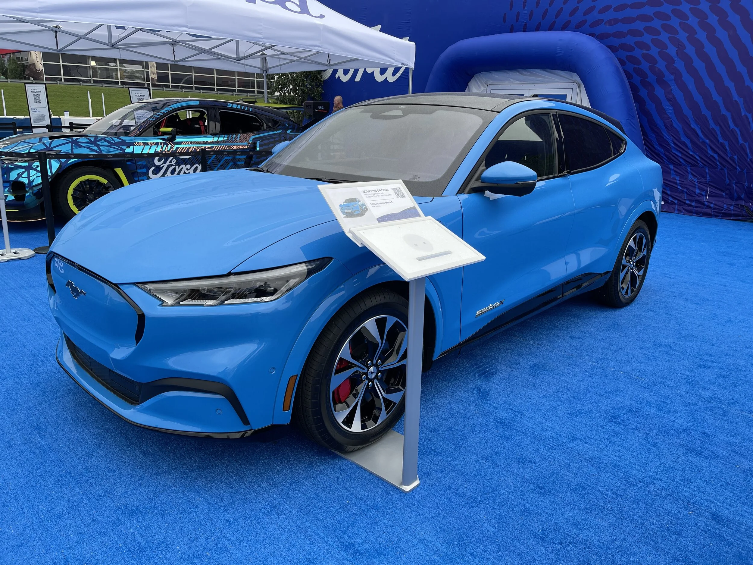 Ford Mustang Mach-E - MotorBella 2021