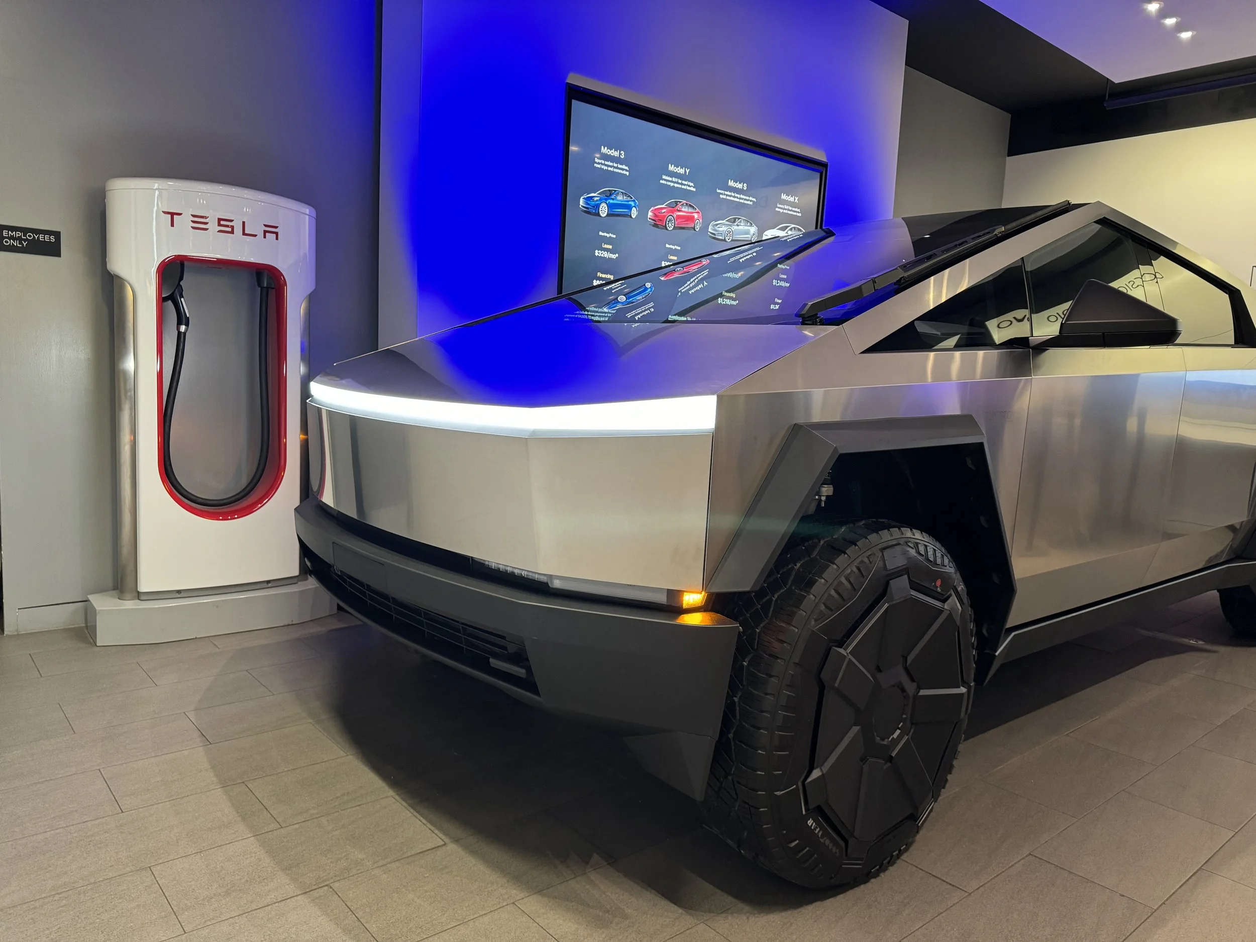 See a Tesla Cybertruck in Michigan!