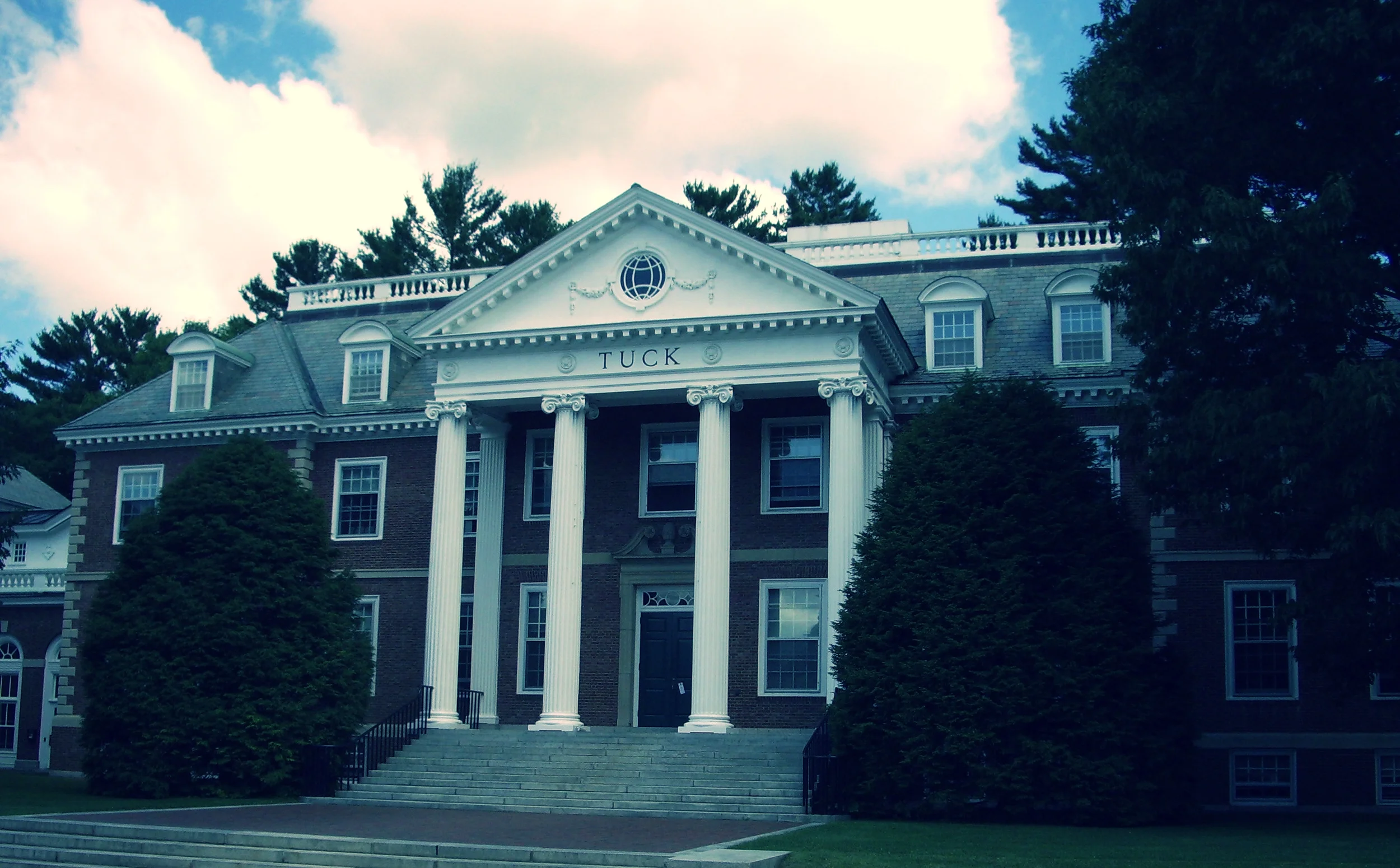 Ranking the Best MBA Programs for Consulting Jobs (2015)