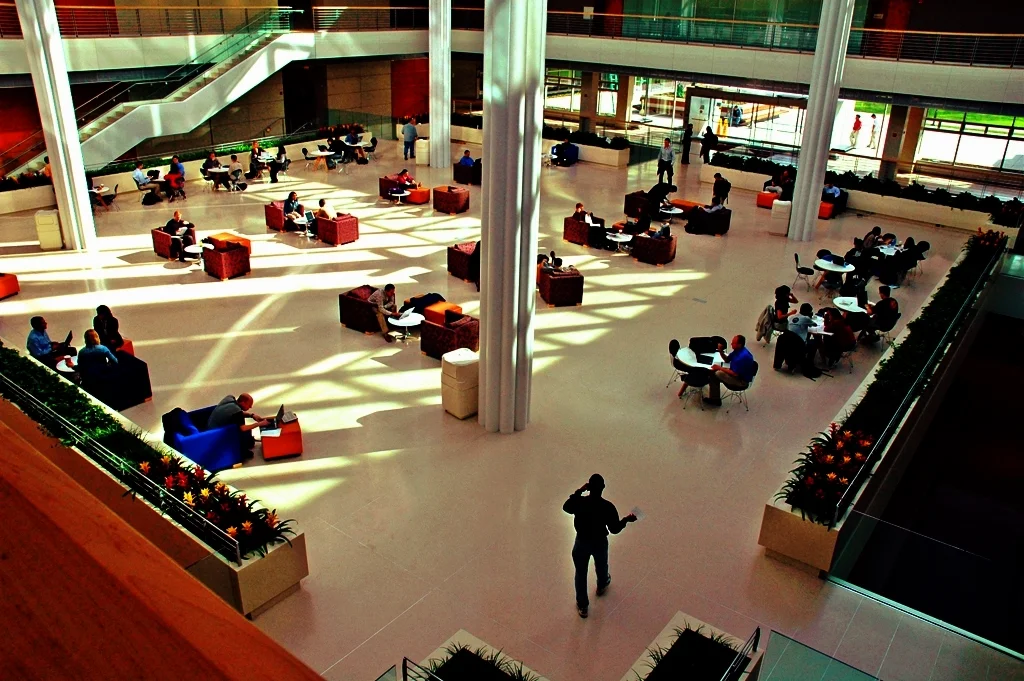 Linking Your Chicago Booth Presentation Essay to the School's Introduction Content