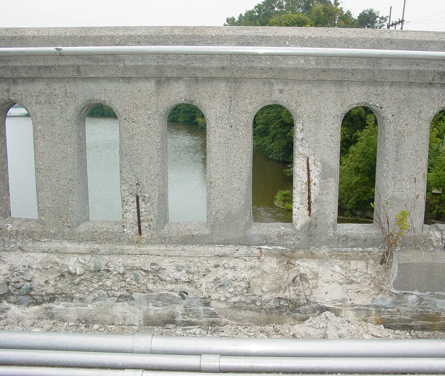 Railing before.JPG