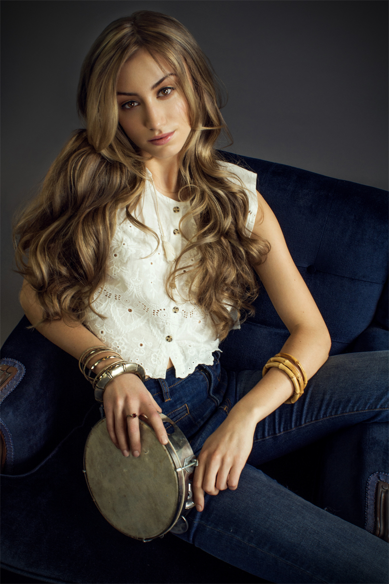 Photography: Matthew Burditt - Wardrobe: Leila Bani - Creative Direction: Jessica Van Kuyk