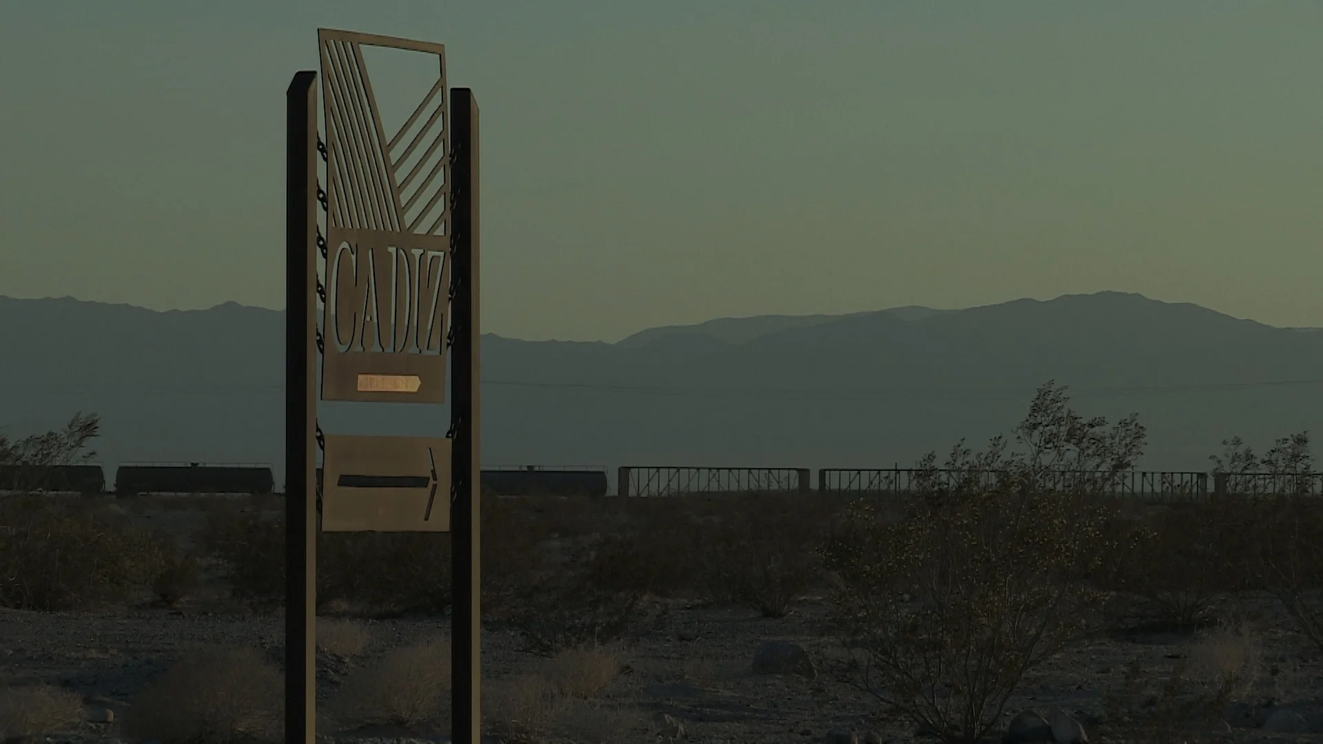08 Cadiz sign.jpg