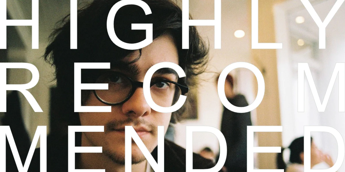 * Providing the A's to the 5 HIGHLY RECOMMENDED Q's today is Zach Kleisinger — a singer-songer from Canada who recently dropped a lovely new single called ‘ Lower You Book ’ (which you can also find in the HI54 Mix CD ‘ MORNINGS ’).