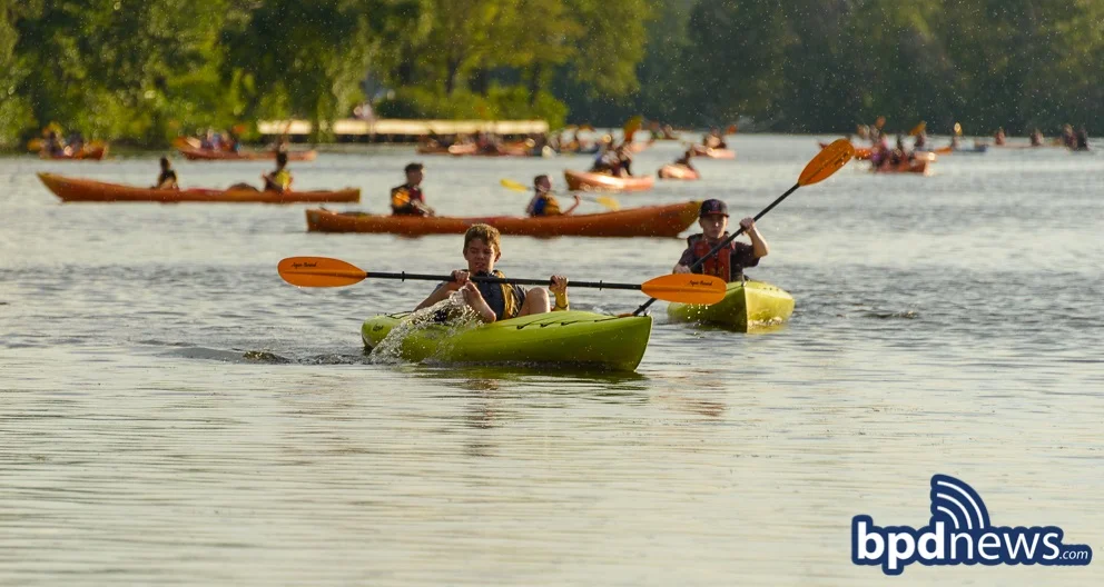 KAYAK8.jpg