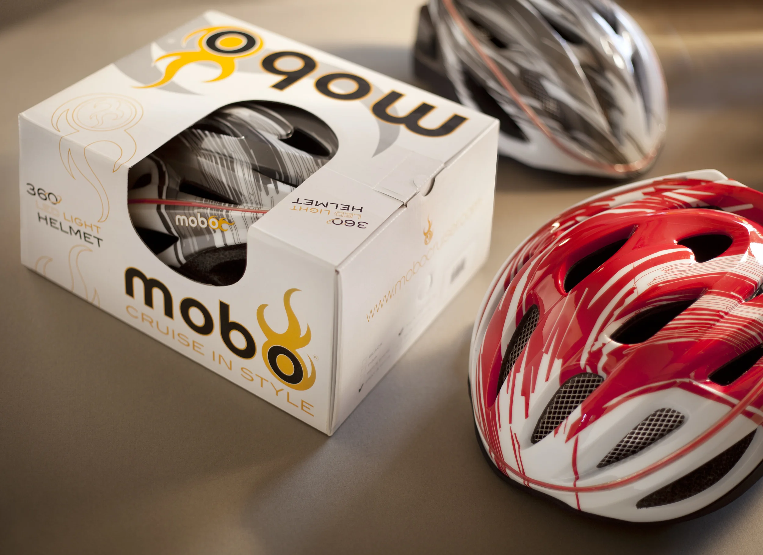 Mobo