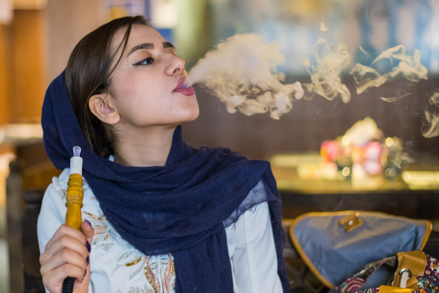 Sheesha smoking is widespread throughout Iran and is finding new popularity among young people. Women frequent coffee shops with friends to smoke, talk and drink tea.