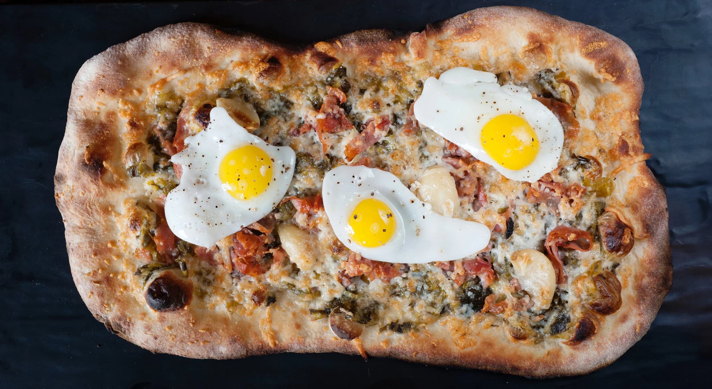 egg flatbread.jpg