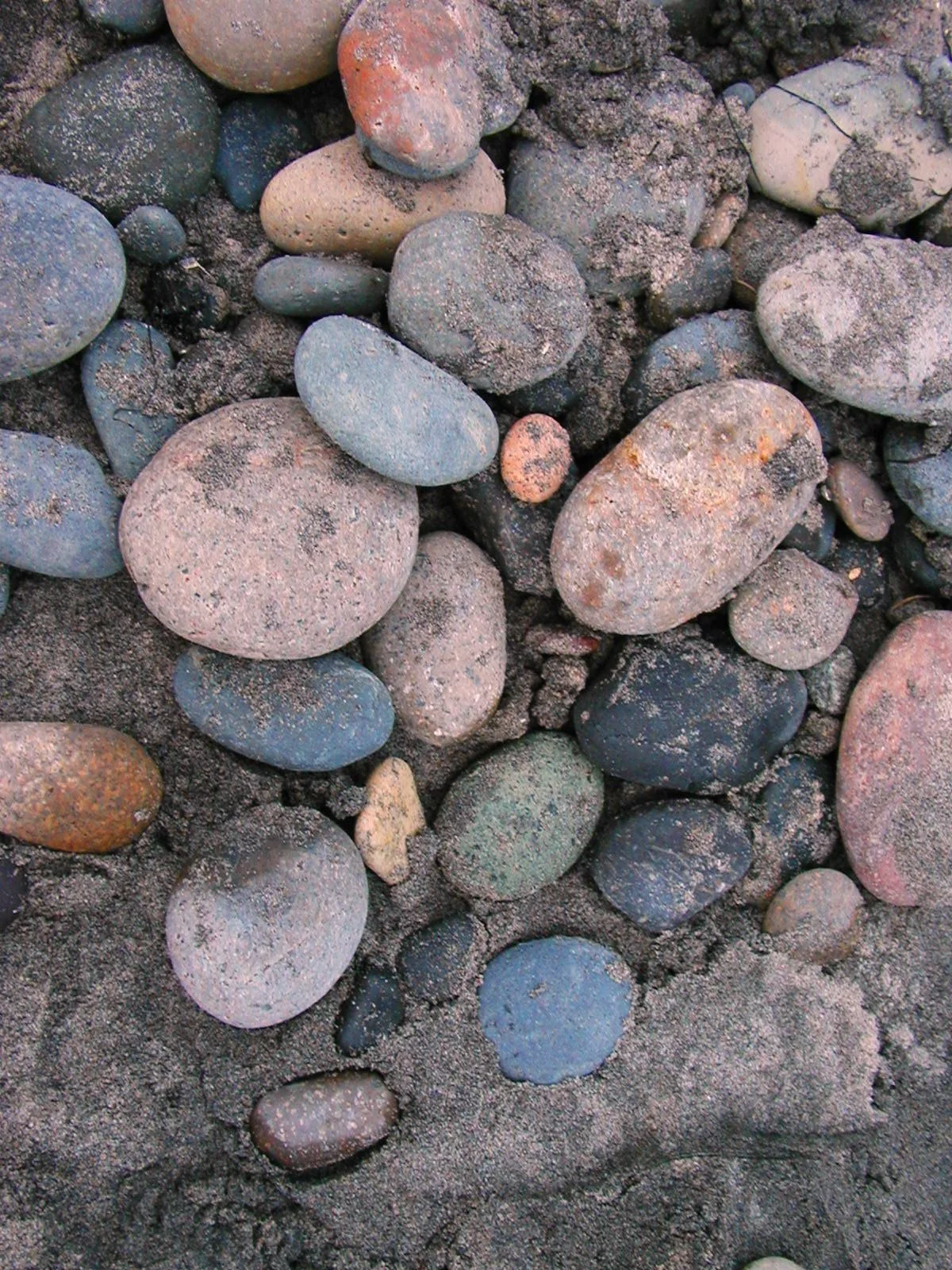 round rocks_2.jpg