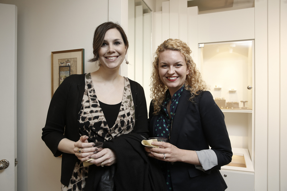 Brandi of AlexisJuneCreative and Rebecca of Schone Design catching up!