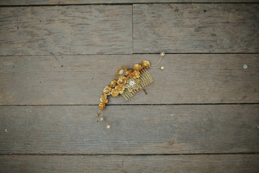gold flower hair comb hushed commotion.jpg