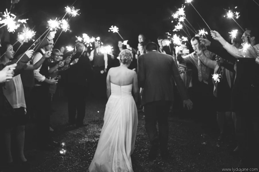 hushed commotion molly comb in gold