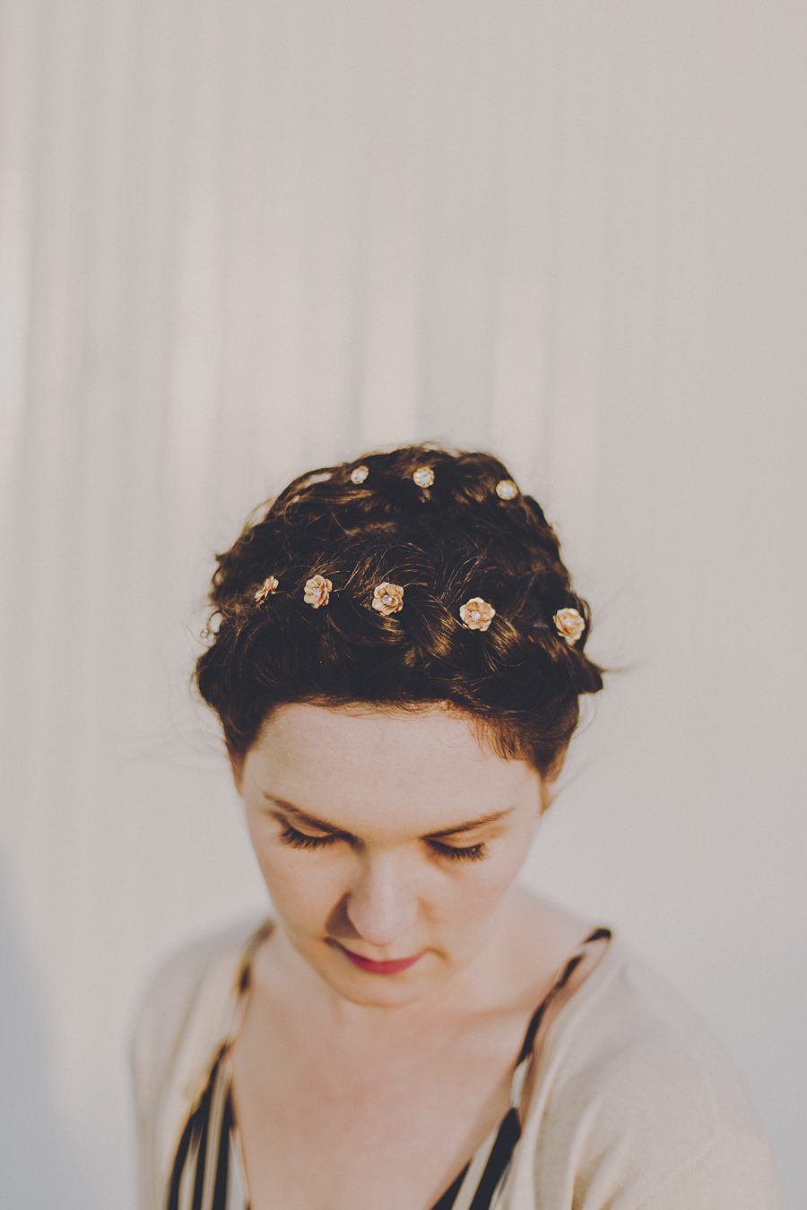 hushed commotion wedding accessory