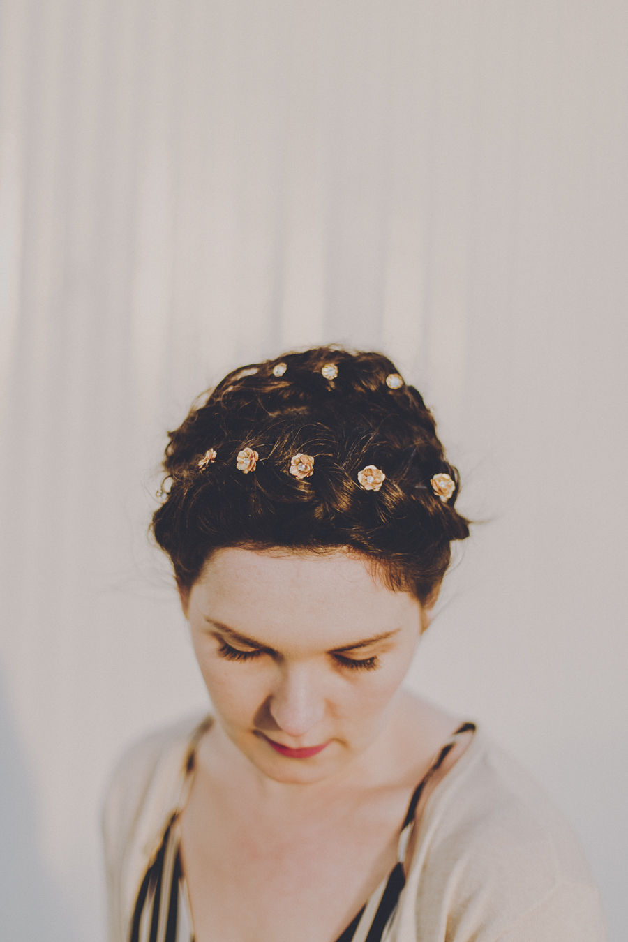 hushed commotion wedding accessory