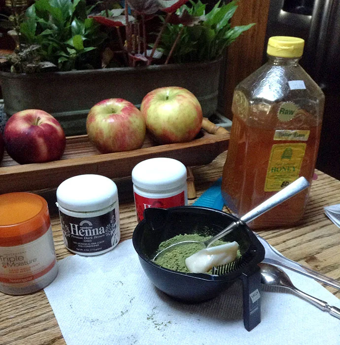 Neutrogena henna preparation.jpg